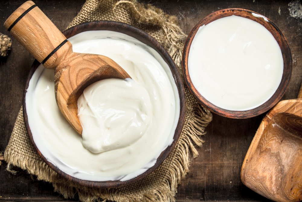 benefits of curd for hair
